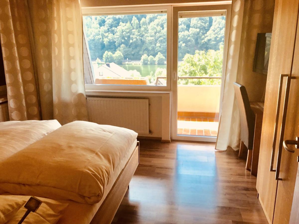 Hotel Weingut Dehren Еленц-Полтерсдорф Екстериор снимка